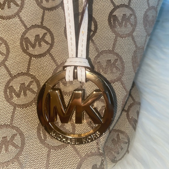 Michael Kors Bag - Picture 4 of 5